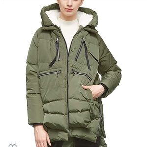 Orolay coat // Like new!